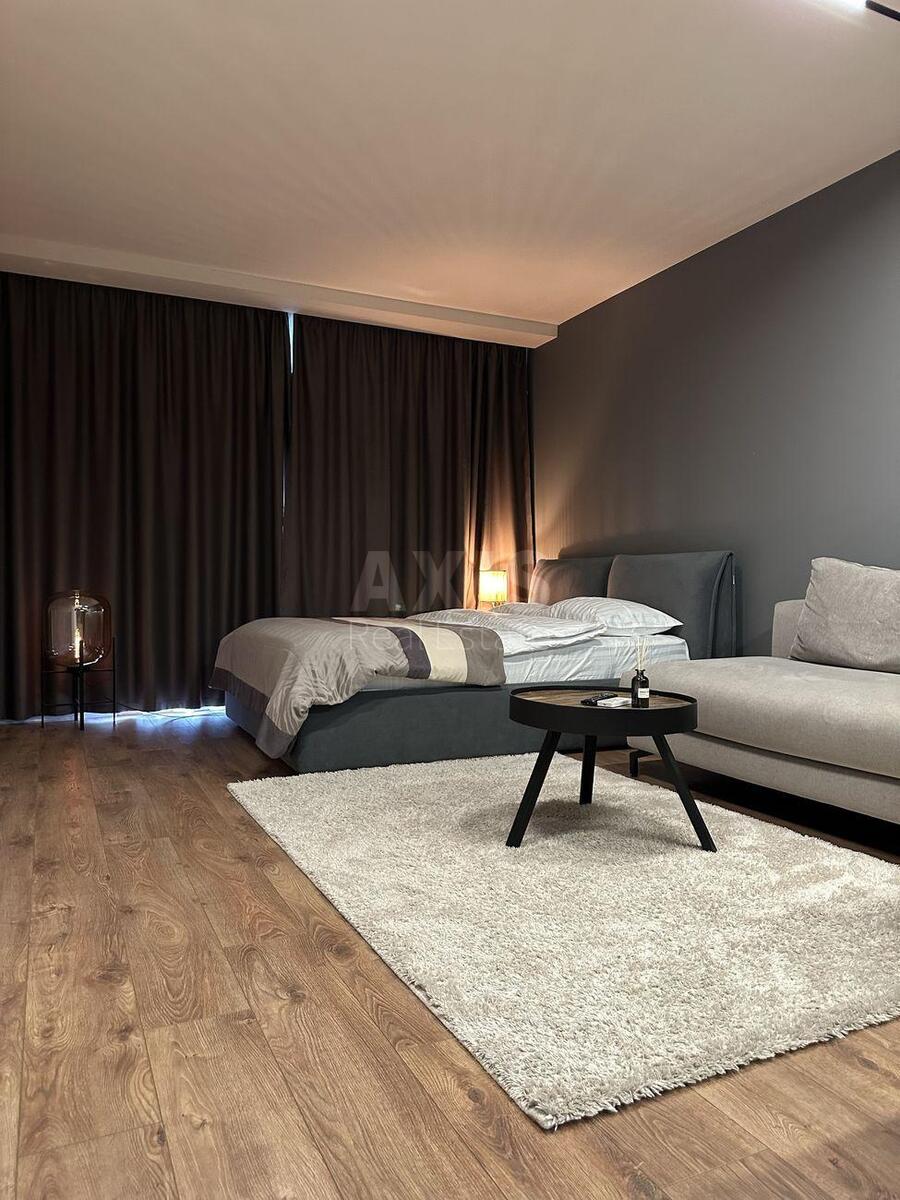 1k apartment vul. Myhajla Maksymovycha 242