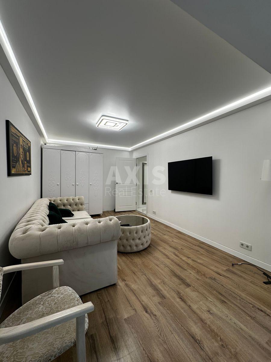 2k apartment vul. Polovec'ka 14А3