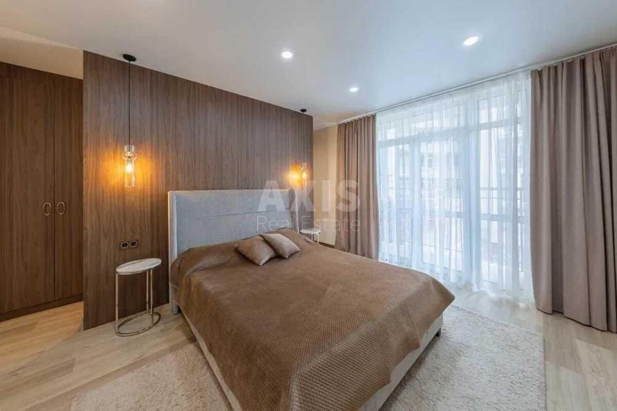 3k apartment vul. Lypkivs'kogo Vasylja Mytropolyta 352