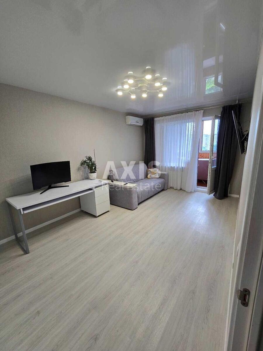 3k apartment vul. Zabolotnogo Akademika 116585013