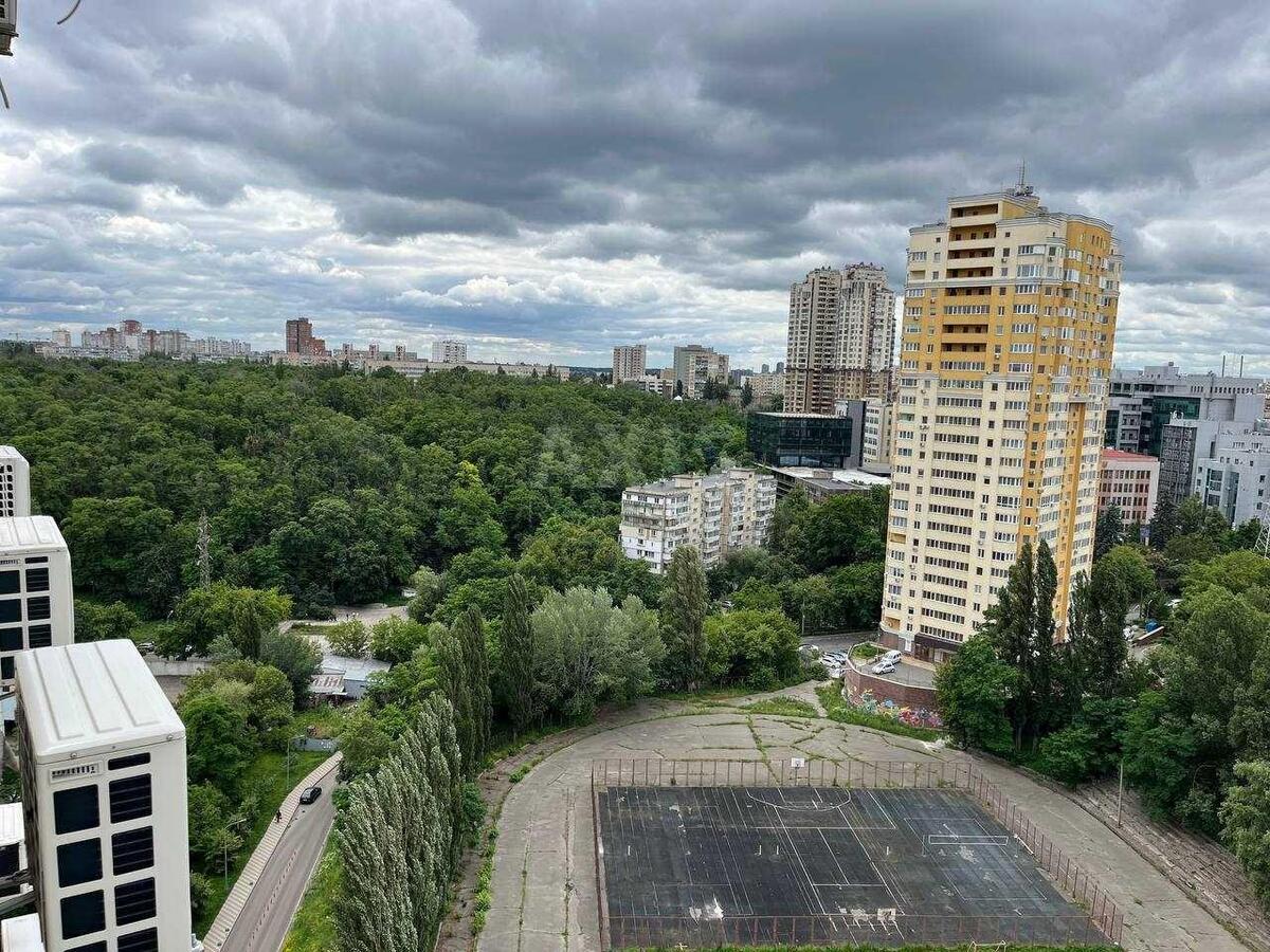 2k apartment vul. Lypkivs'kogo Vasylja Mytropolyta 37Г561309