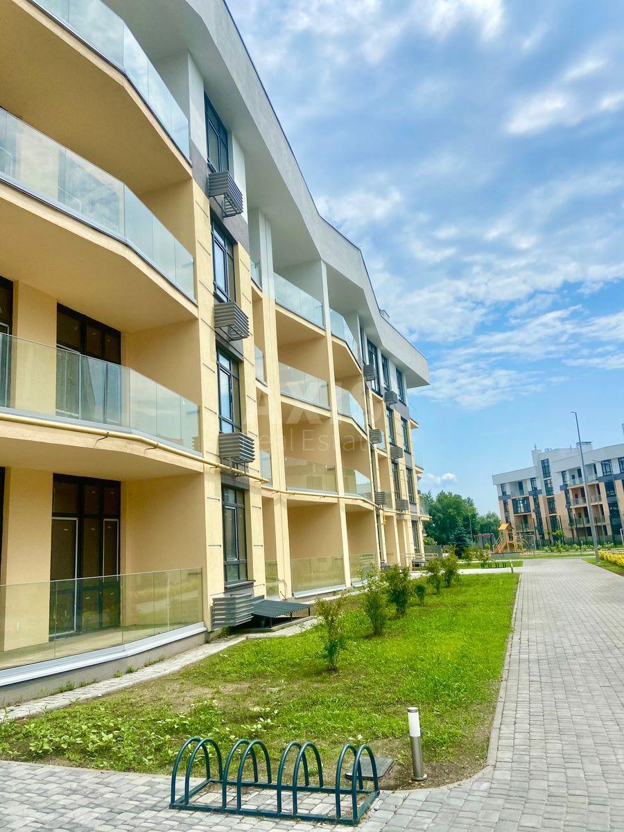 2k apartment vul. Bogatyrs'ka 320