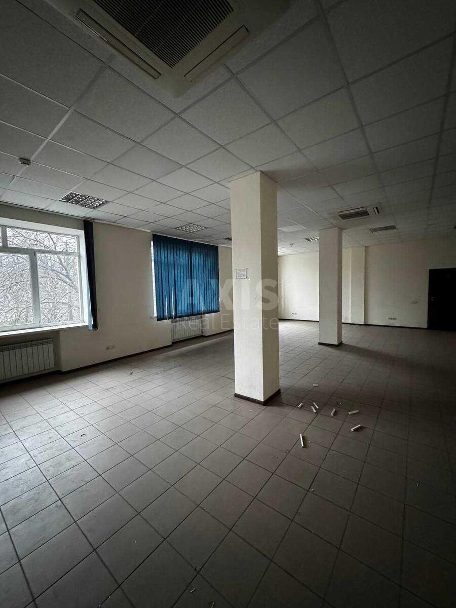 Office pr-t Peremogy 67/1, 140m22