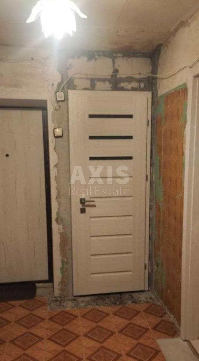 1k apartment vul. Kyrylivs'ka 993