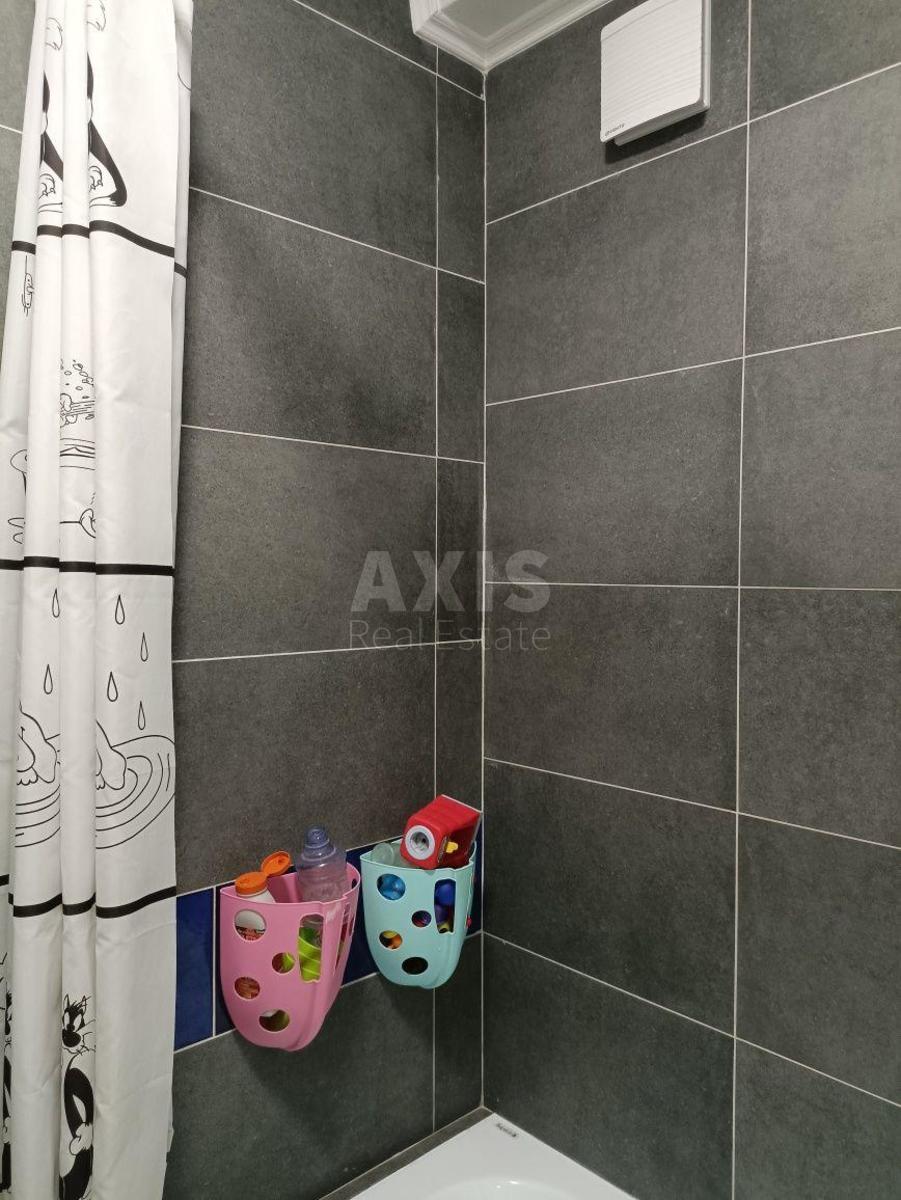 1k apartment vul. Bratyslavs'ka 306