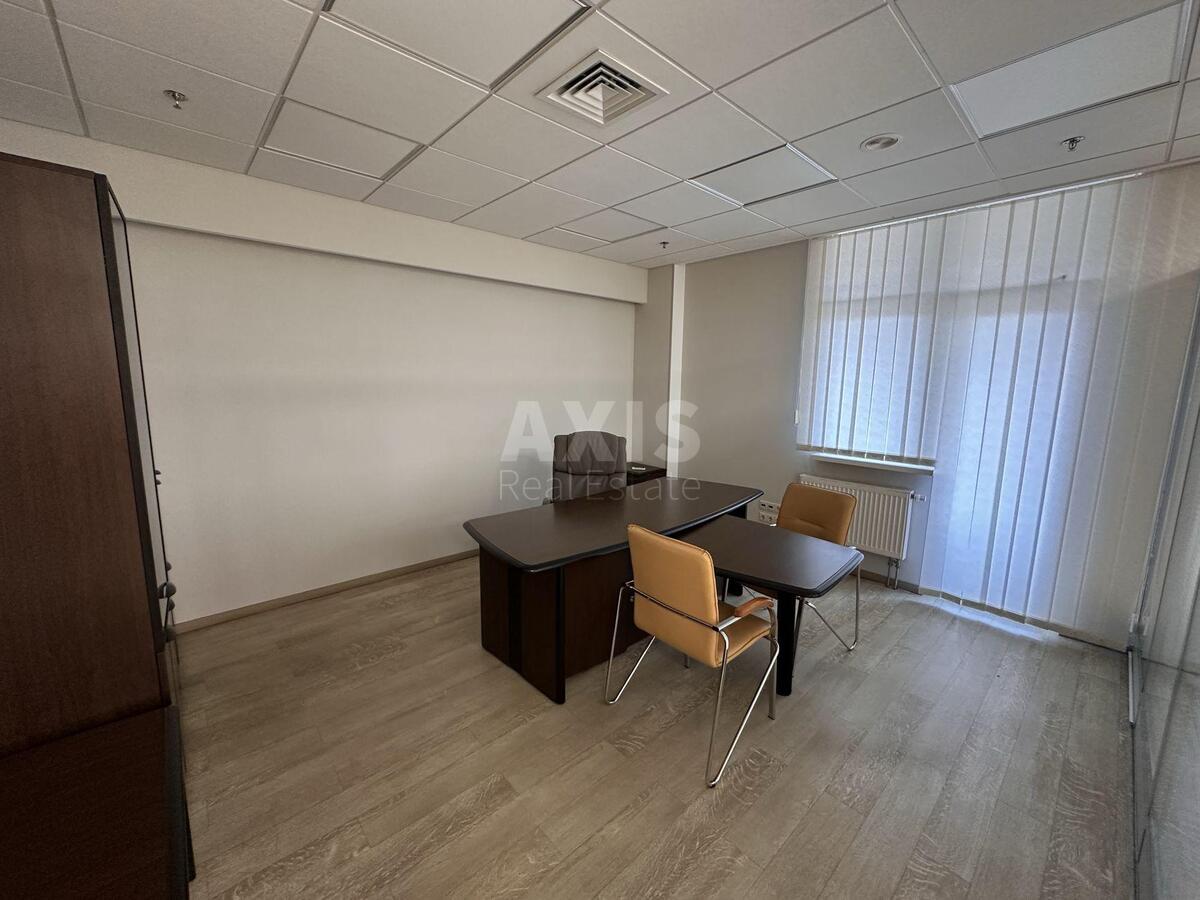 Office vul. Vasylya Tyutyunnyka 37/1, 224m2613343