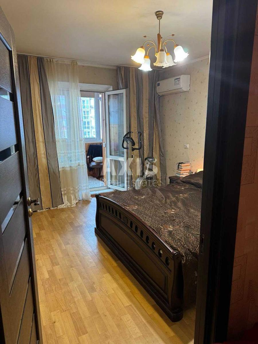 3к квартира ул. Драгоманова 11