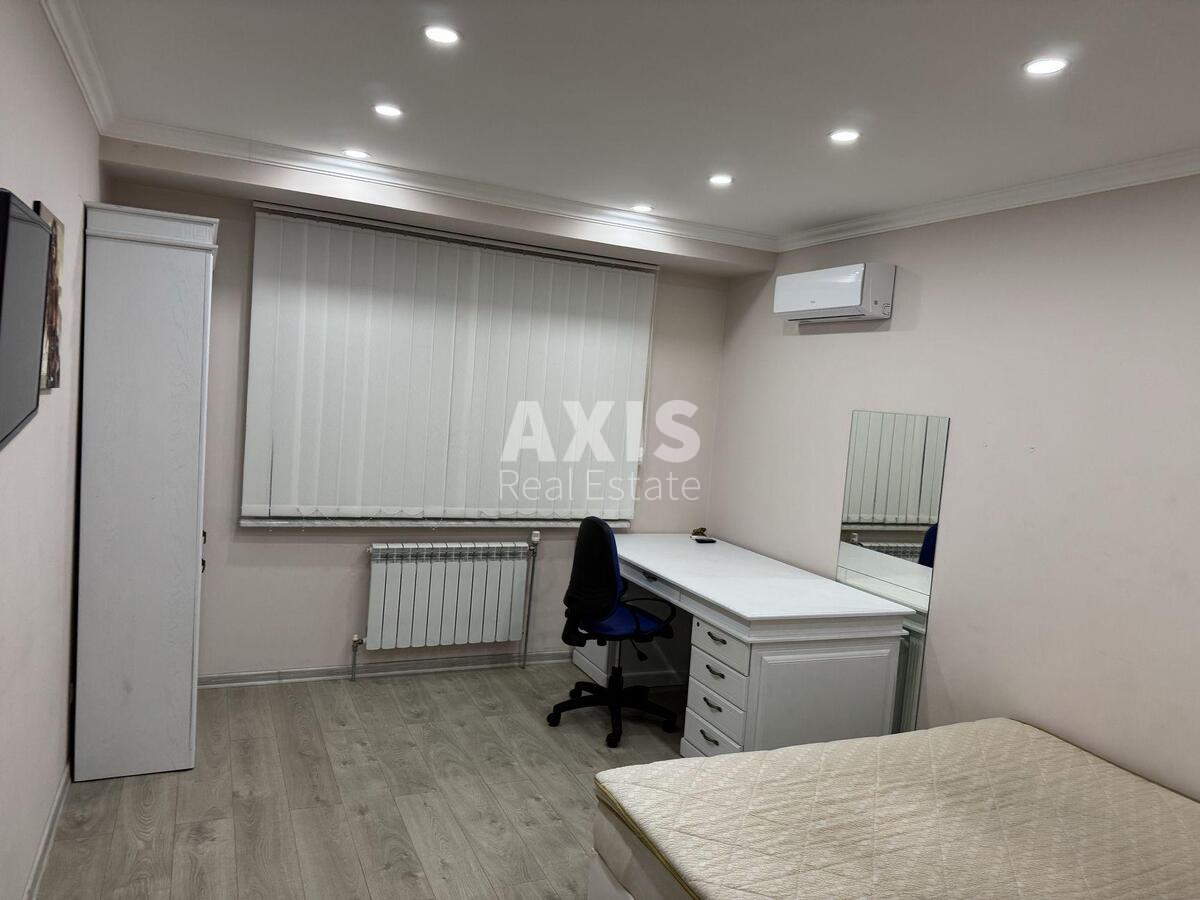 3k apartment vul. Borshhagivs'ka 2063