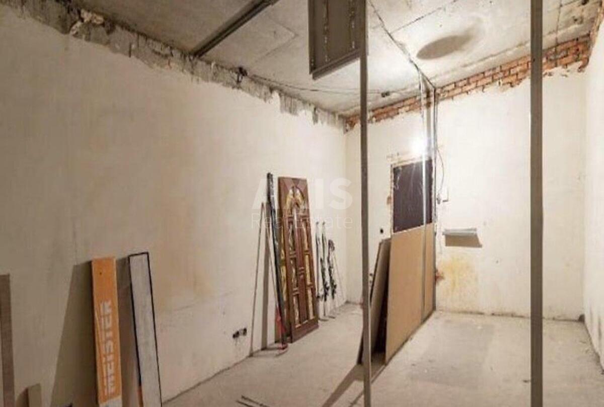 Office vul. Ushyns'kogo 40, 32000m22