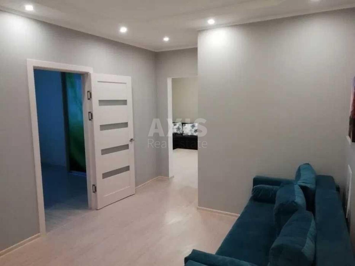 3k apartment pr-t Glushkova Akademika 9Д