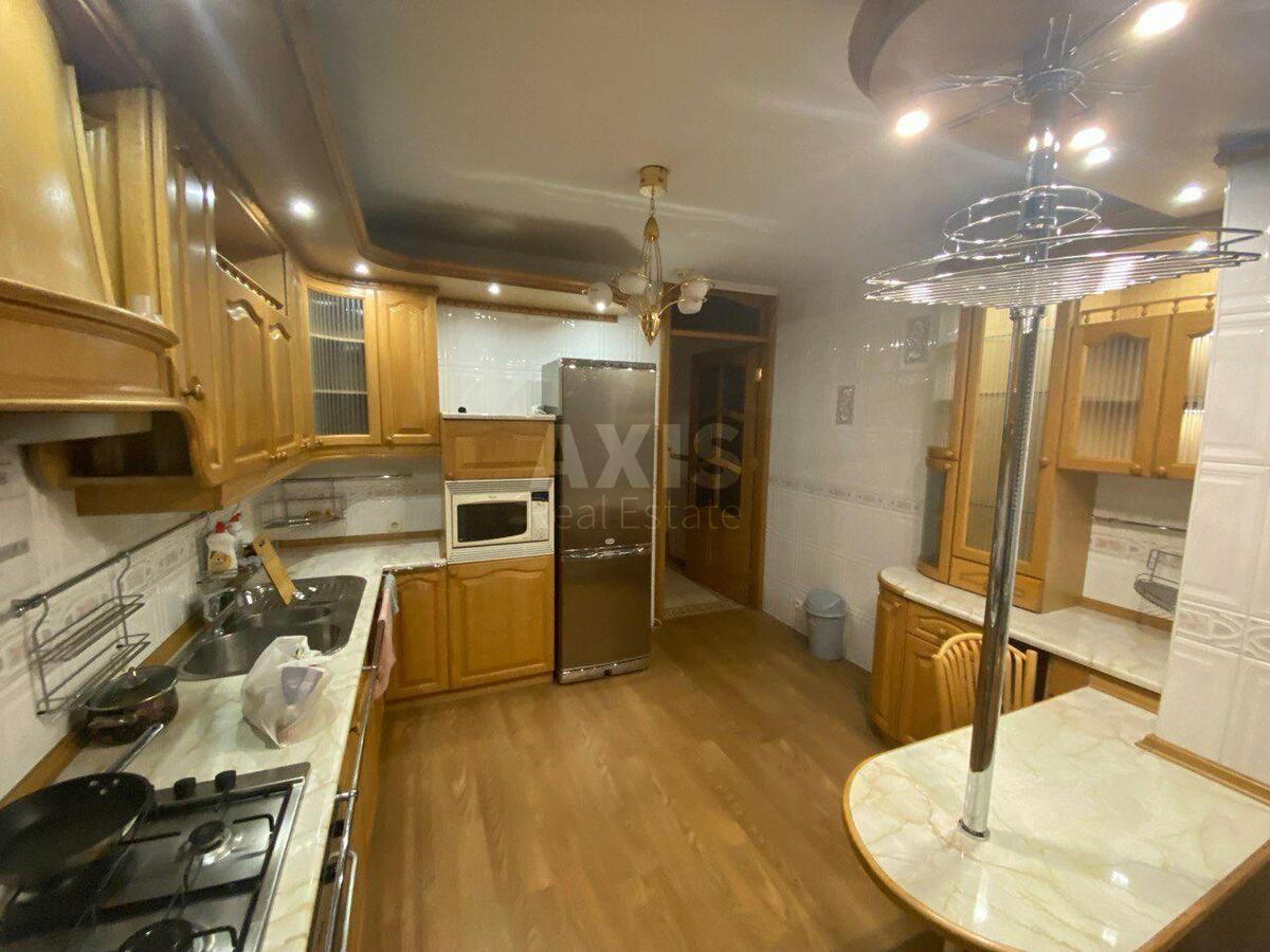 4k apartment bul. Lesi Ukrai'nky 241