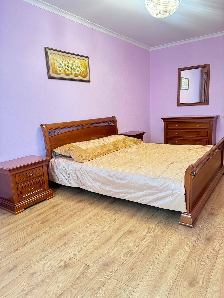 2к квартира ул. Верховинная 356