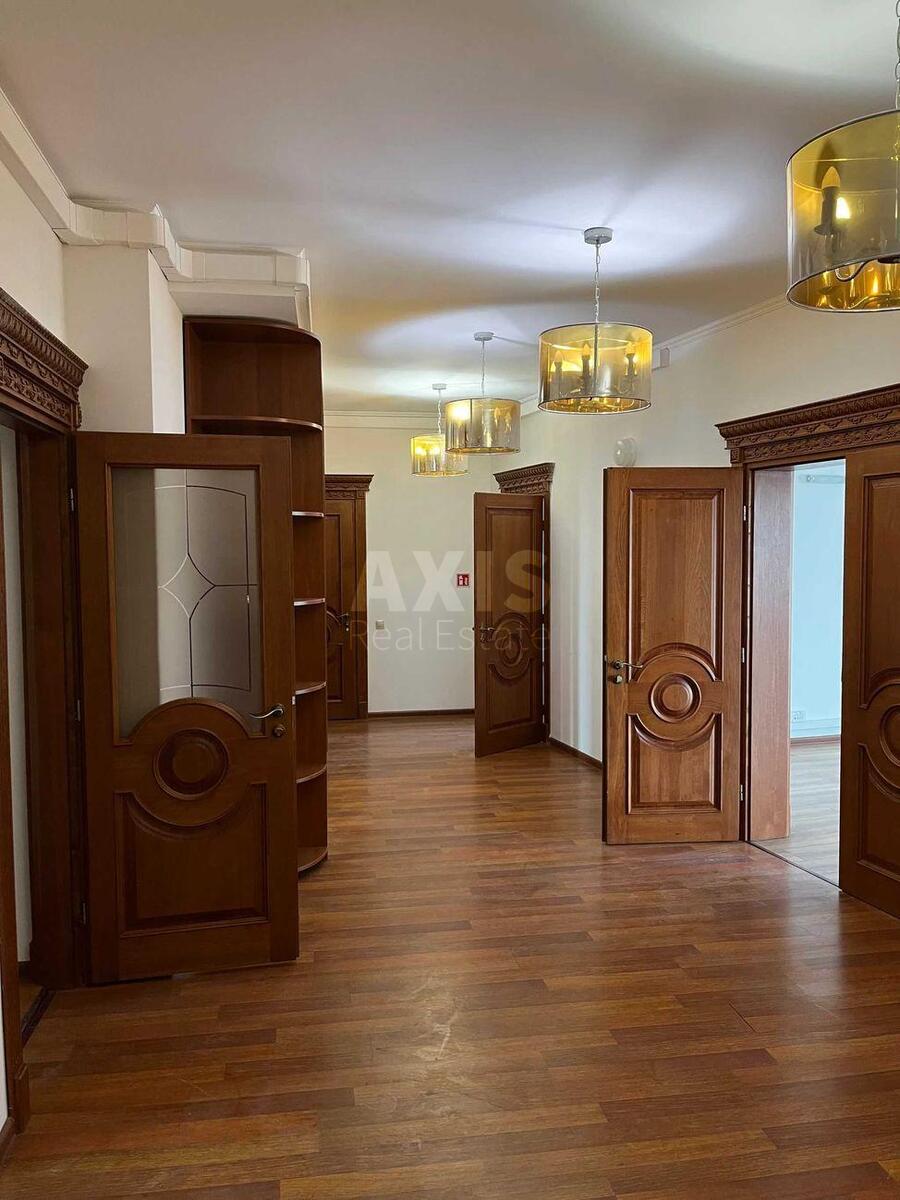 Офис ул. Институтская 19В, 120м2