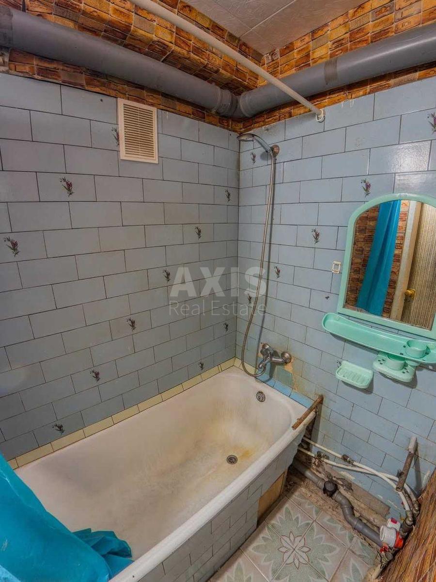 2k apartment vul. Kyrylivs'ka 1464