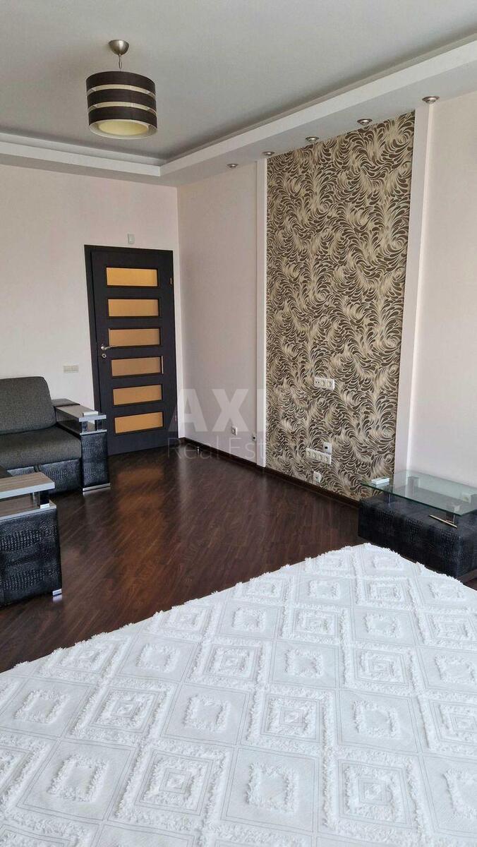 1k apartment vul. Bilorus'ka 3573312