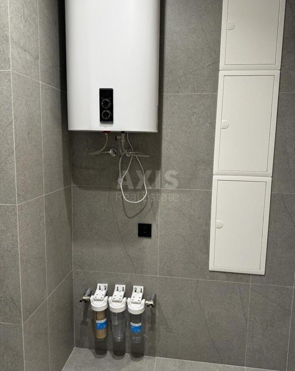 2k apartment vul. Dragomyrova Myhajla 14А8