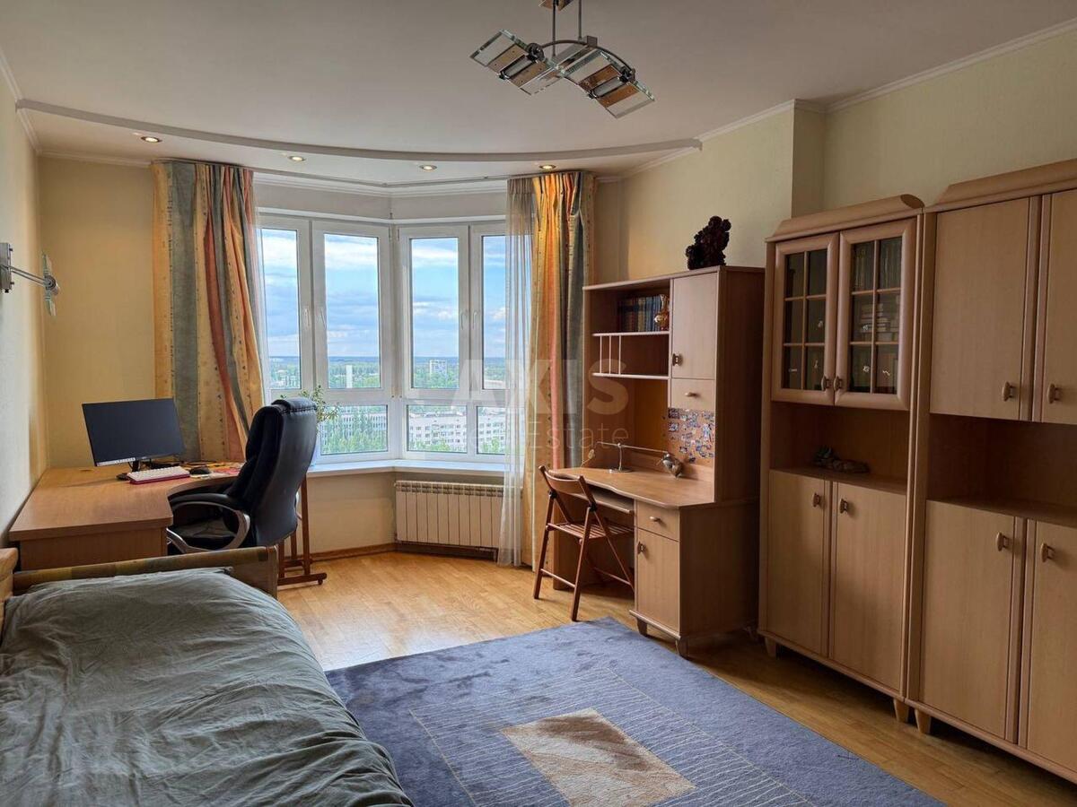 3к квартира пр-т Палладина Академика 223