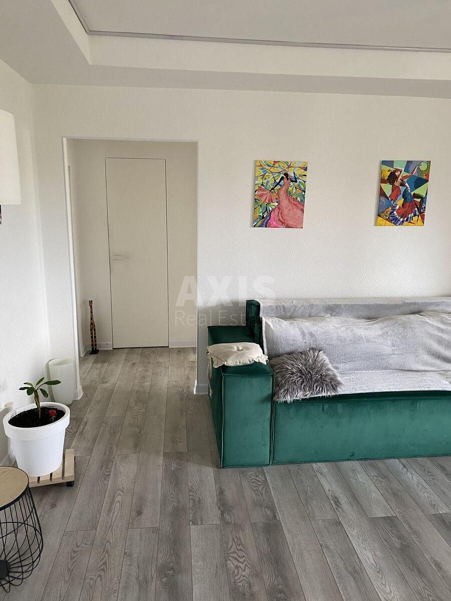 3k apartment vul. Solom'jans'ka 163