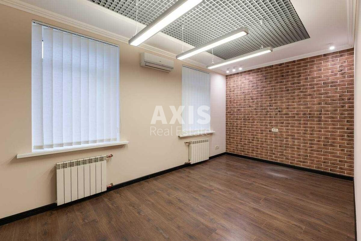 Office vul. Pyrogova 10, 160m25