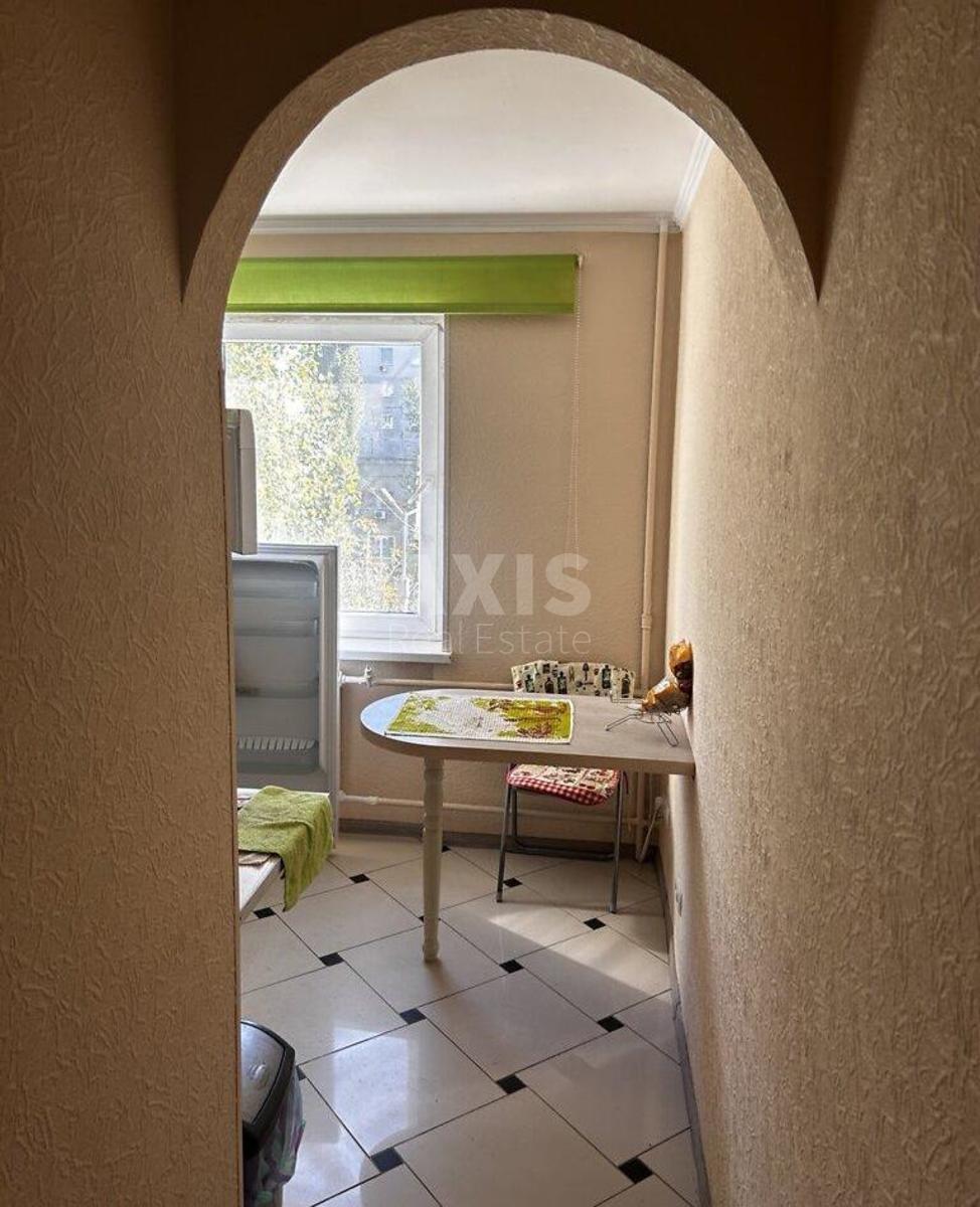 1k apartment pr-t Vidradnyj 14/451