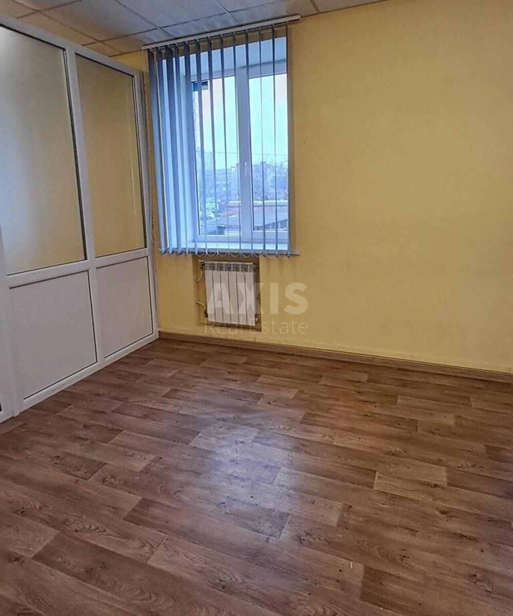 Офис ул. Куреневская 21, 300м2630097