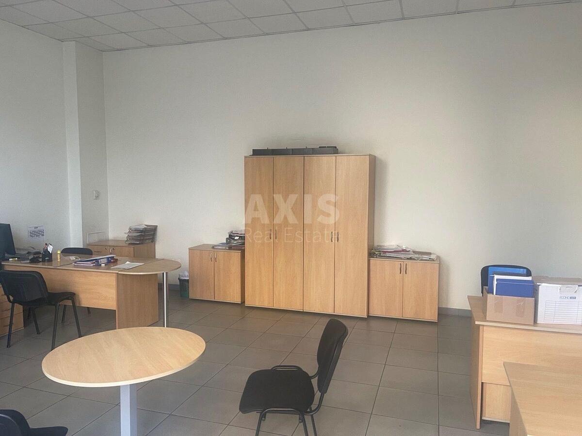 Office vul. Okipnoi' Rai'sy 18, 44m21