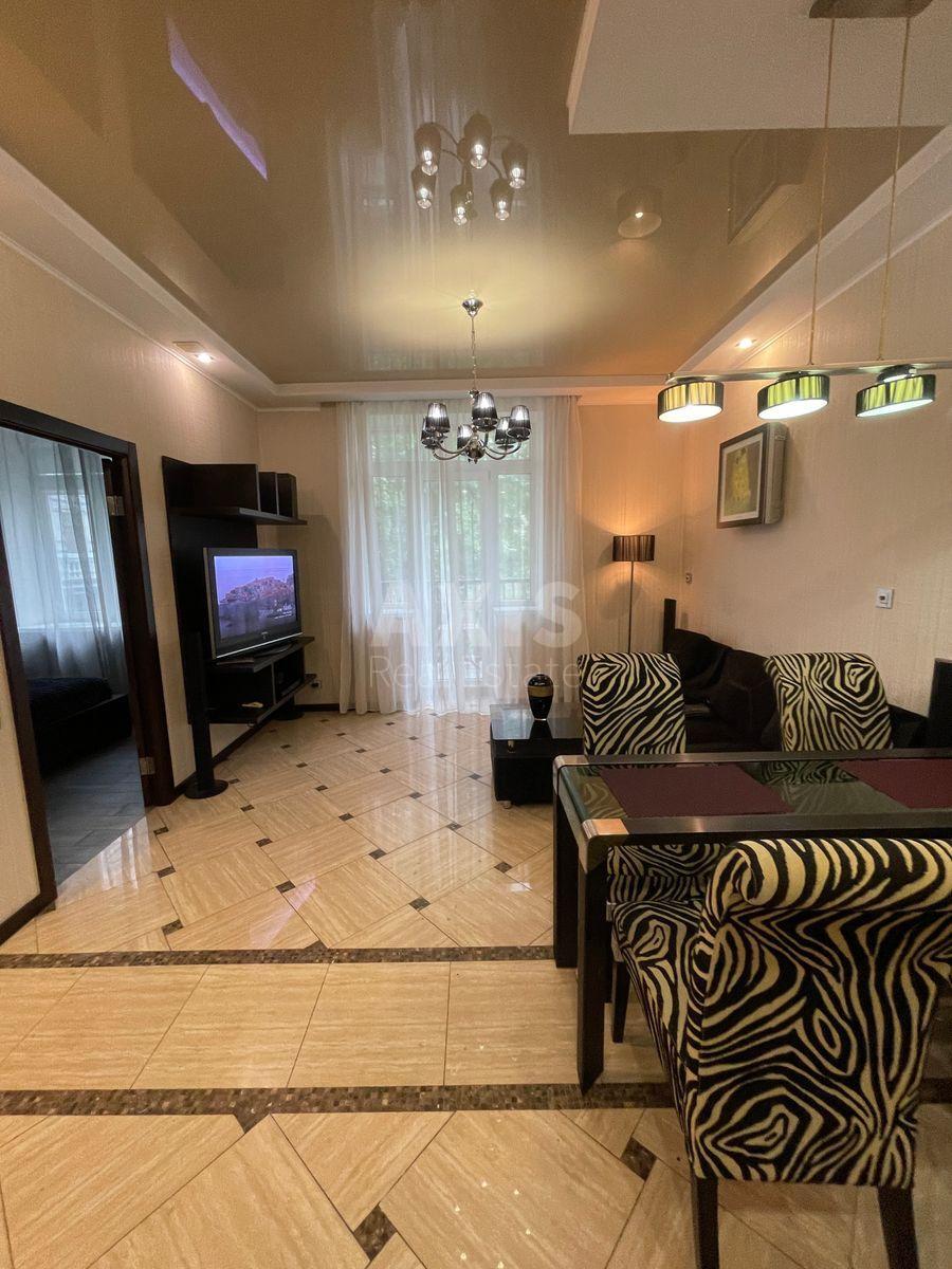 1k apartment vul. Panasa Myrnogo 203
