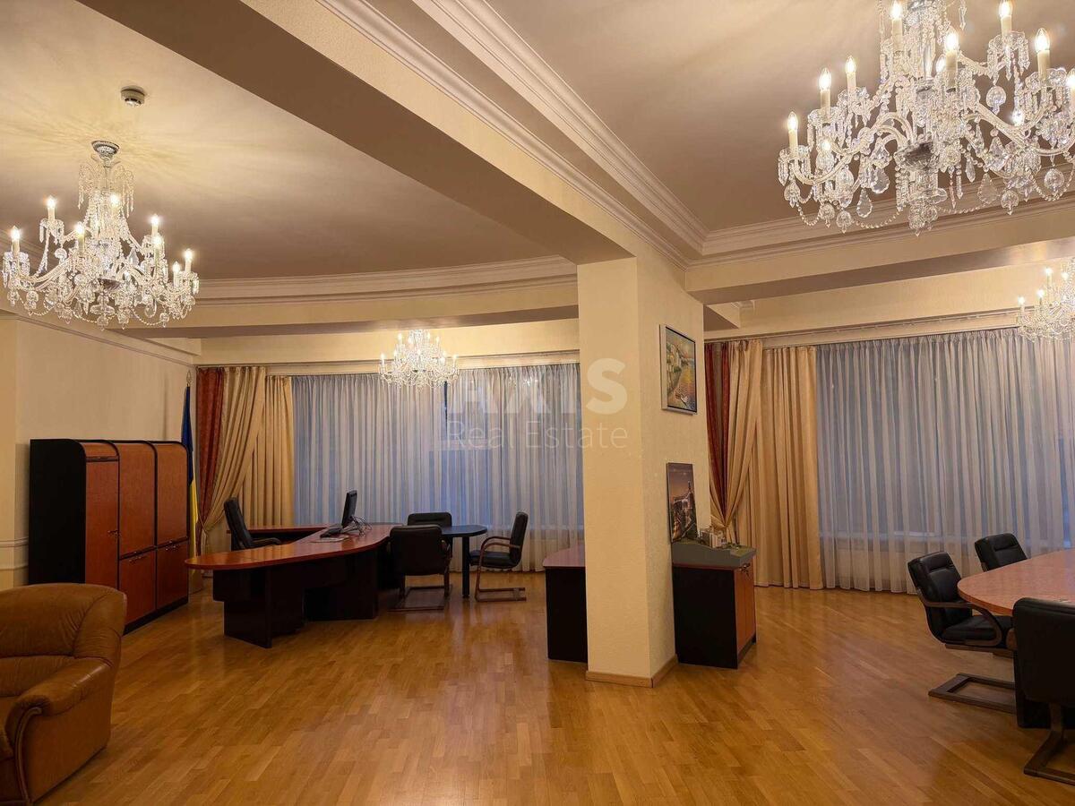 Office vul. Lejpcyz'ka 16, 1000m2632433