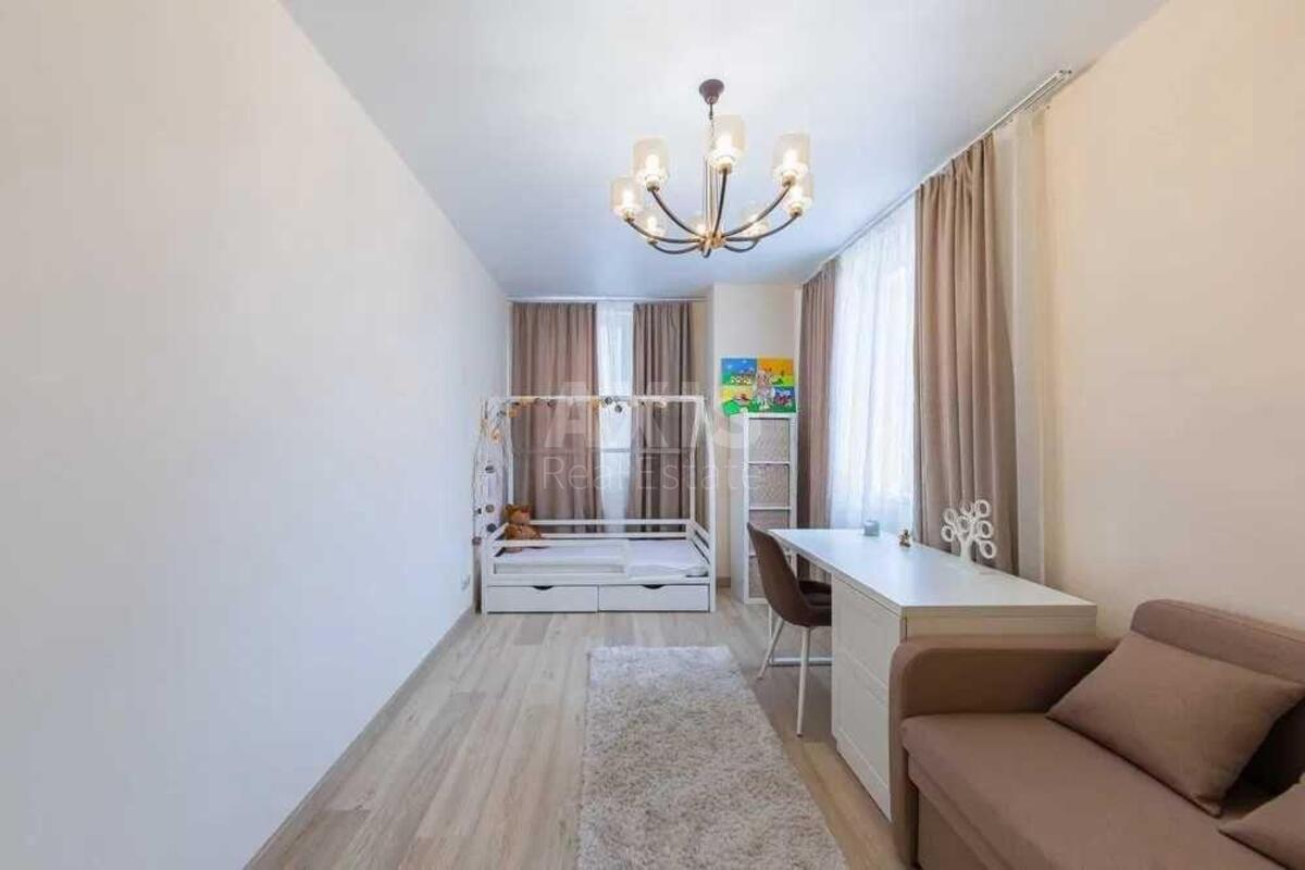 3k apartment vul. Lypkivs'kogo Vasylja Mytropolyta 353