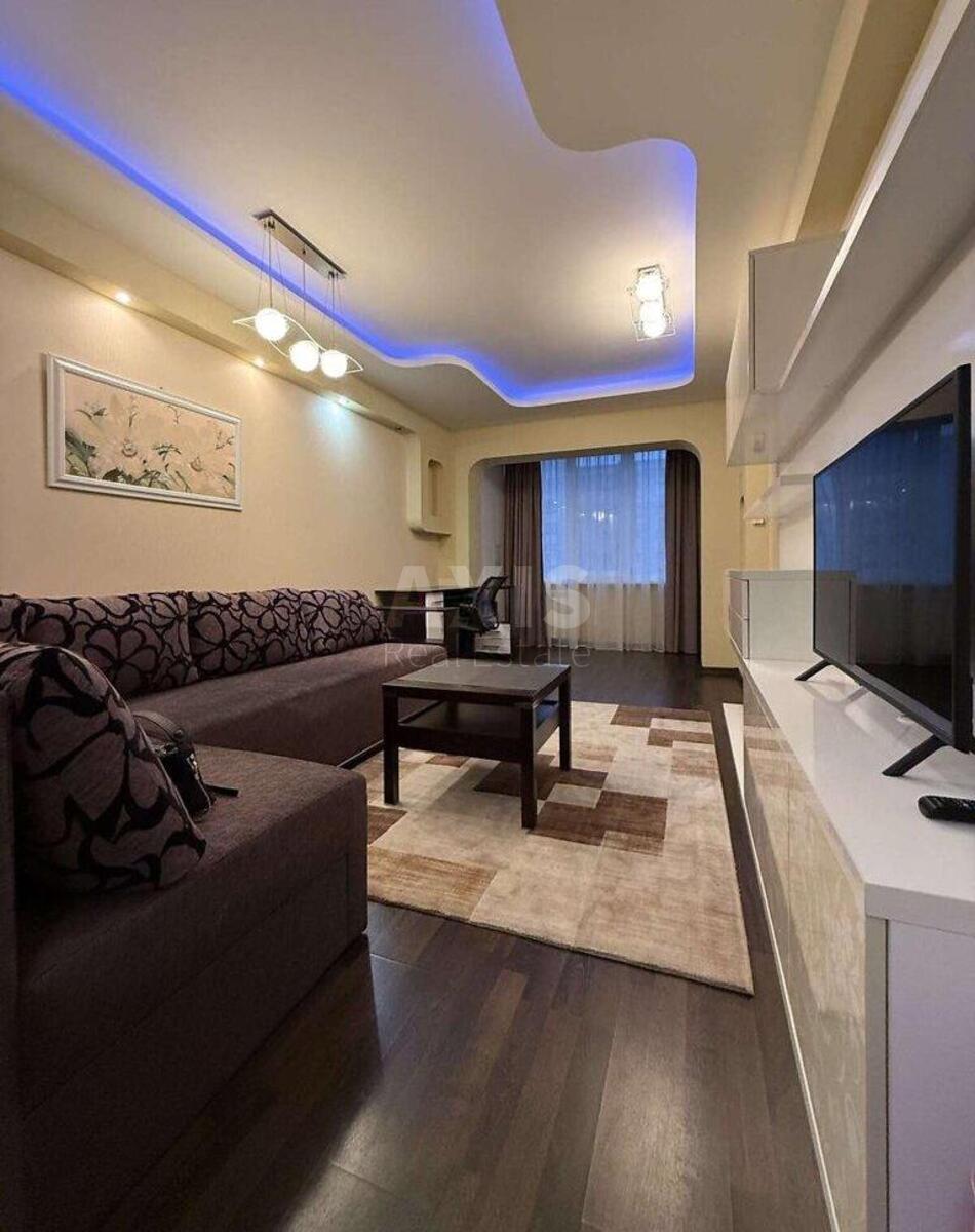 2k apartment vul. Entuziastiv 7/1633584