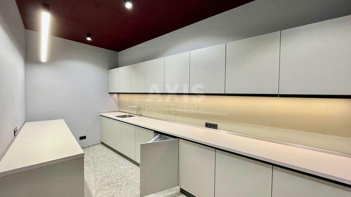Office vul. Jevgena Konoval'cja 36Д, 253m26