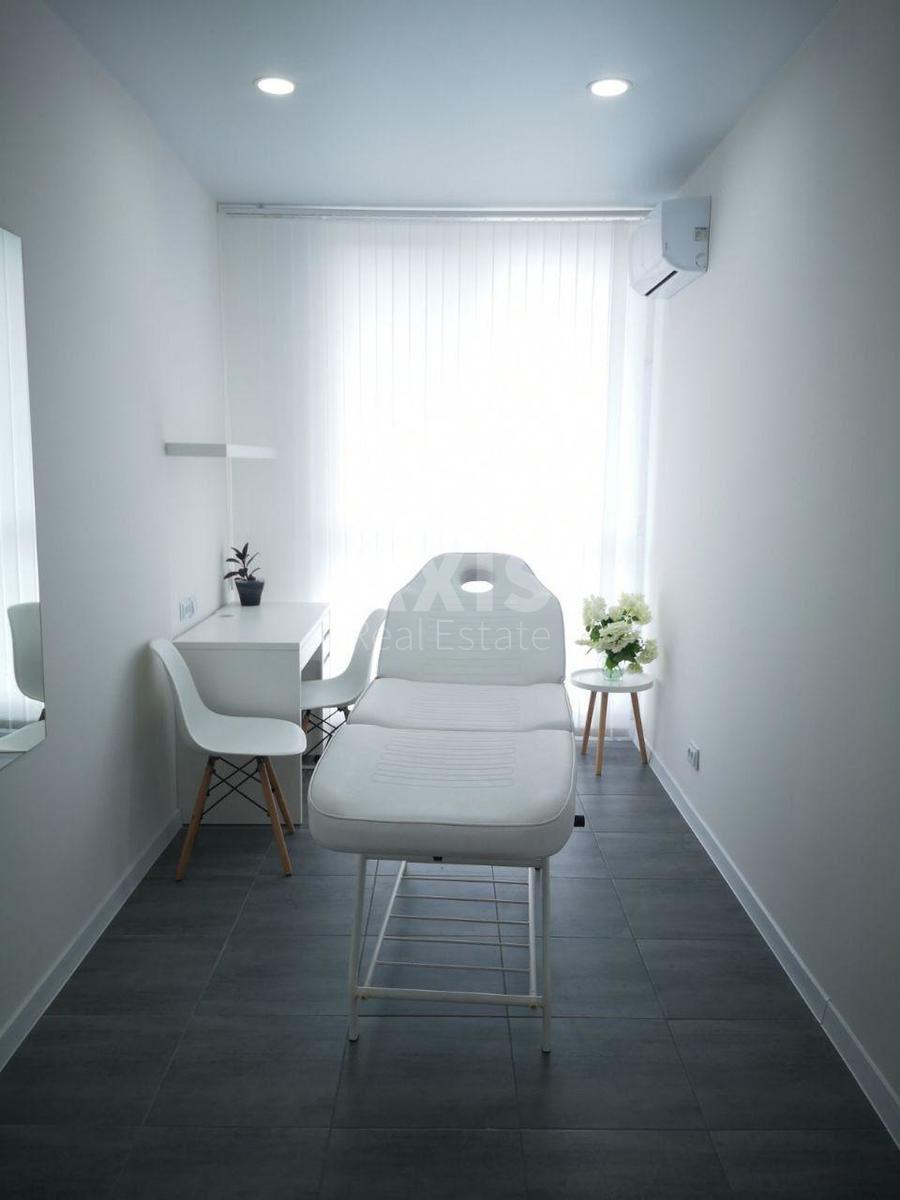 2k apartment vul. Malozemel'na 750
