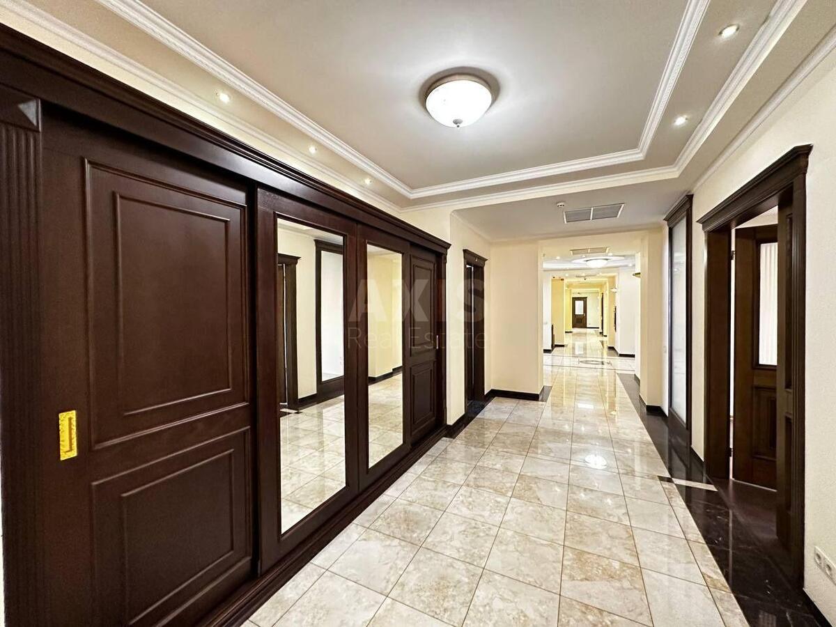 Office vul. Irynyns'ka 5/24, 682m2605291