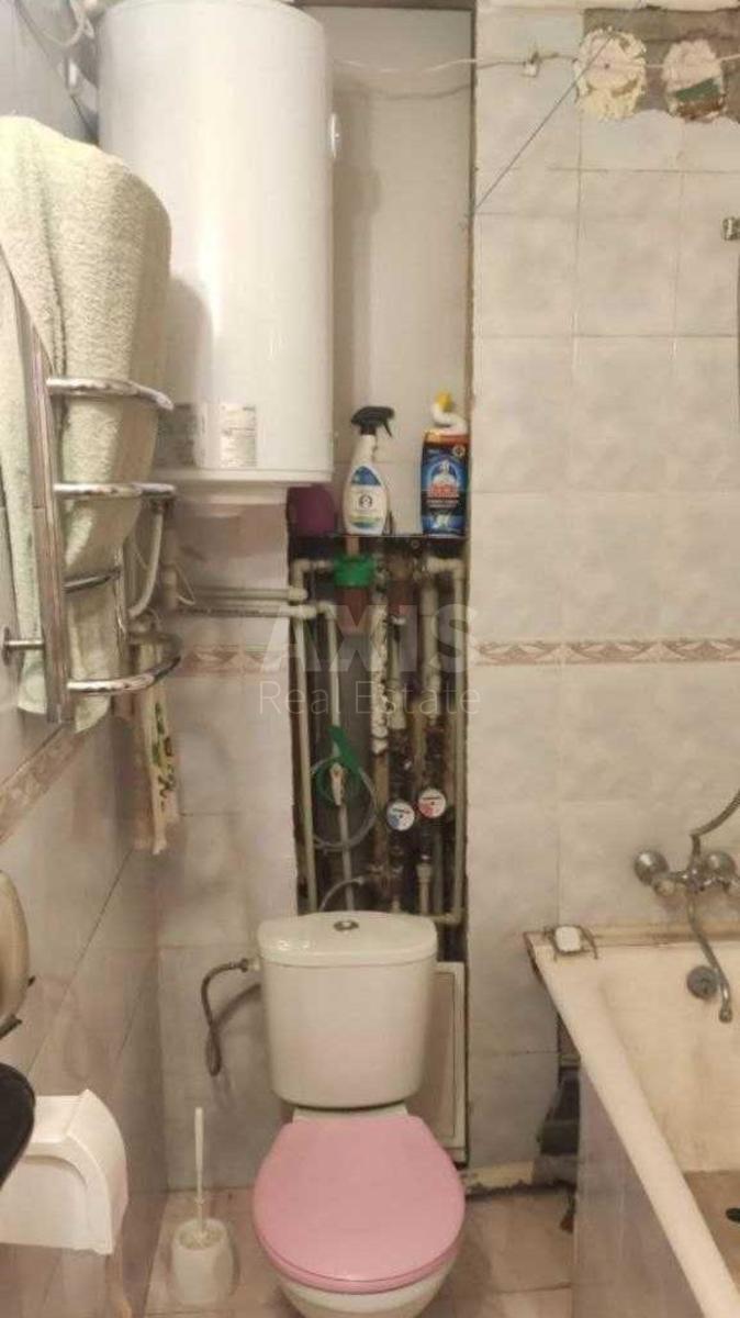 1k apartment vul. Kyrylivs'ka 994
