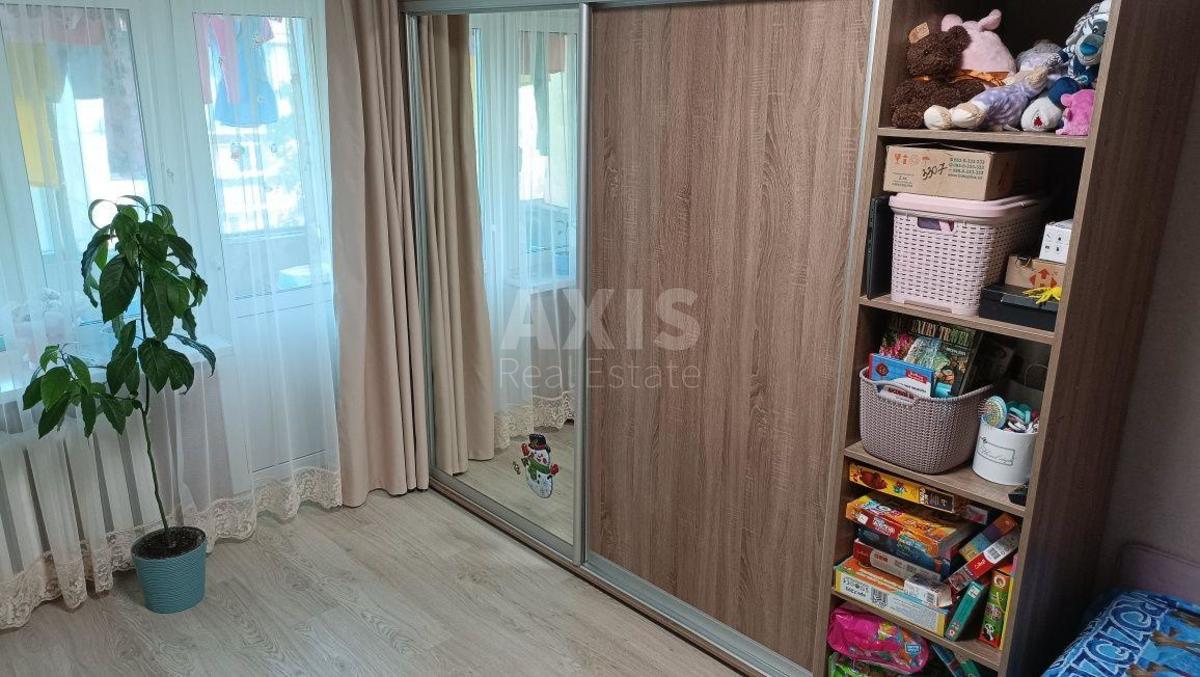 1k apartment vul. Bratyslavs'ka 307