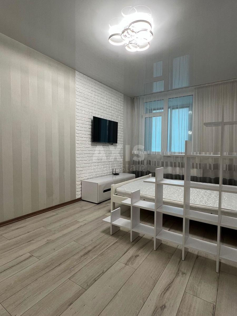 1k apartment vul. Yulia Zdanovska 46/12