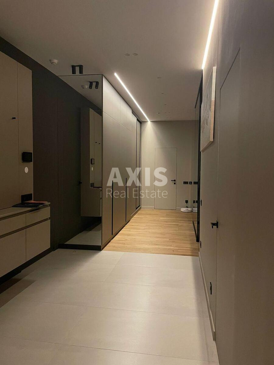 4k apartment nab. Dniprovs'ka 14571803