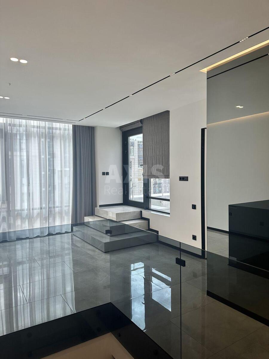 4k apartment vul. Saperne Pole 5А6008311