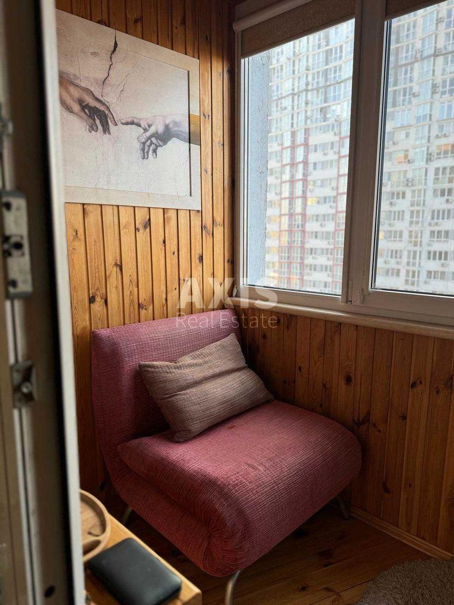 3к квартира ул. Драгоманова 12