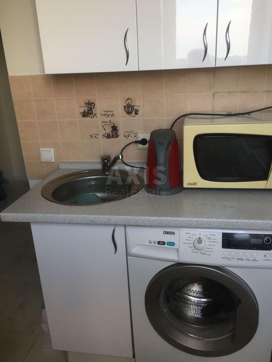 1k apartment vul. Lysjans'ka 90
