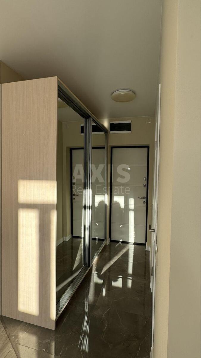 1k apartment vul. Kyrylivs'ka 891