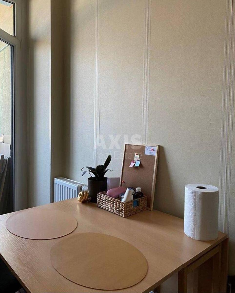 1k apartment vul. Bogatyrs'ka 6А4