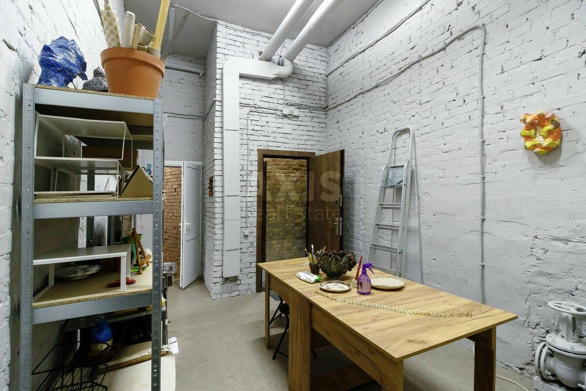 Trade object pr-t Berestejskij 30, 146m2608827