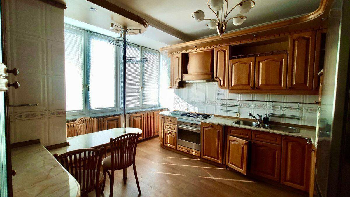 4k apartment bul. Lesi Ukrai'nky 242