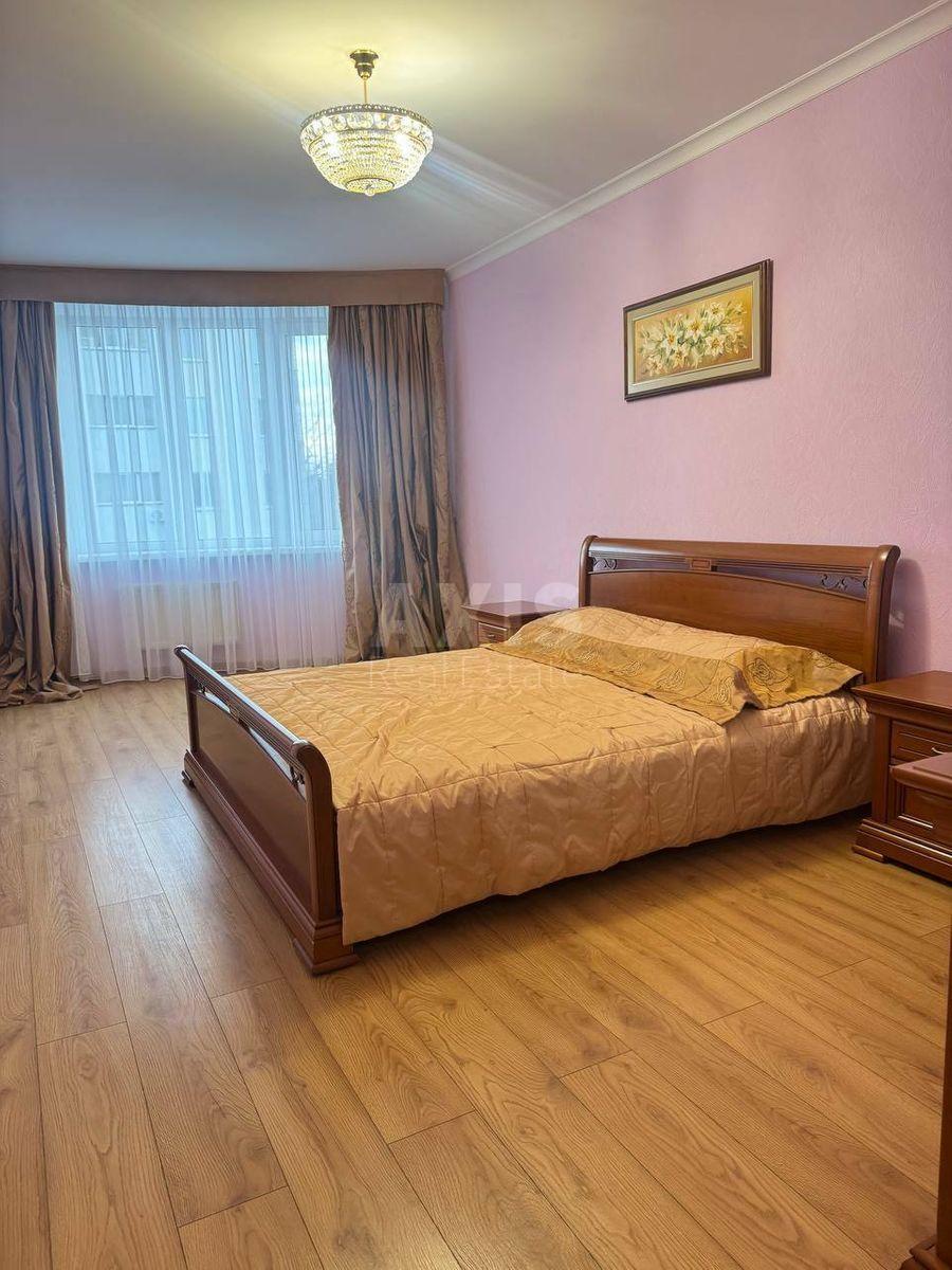 2к квартира ул. Верховинная 357