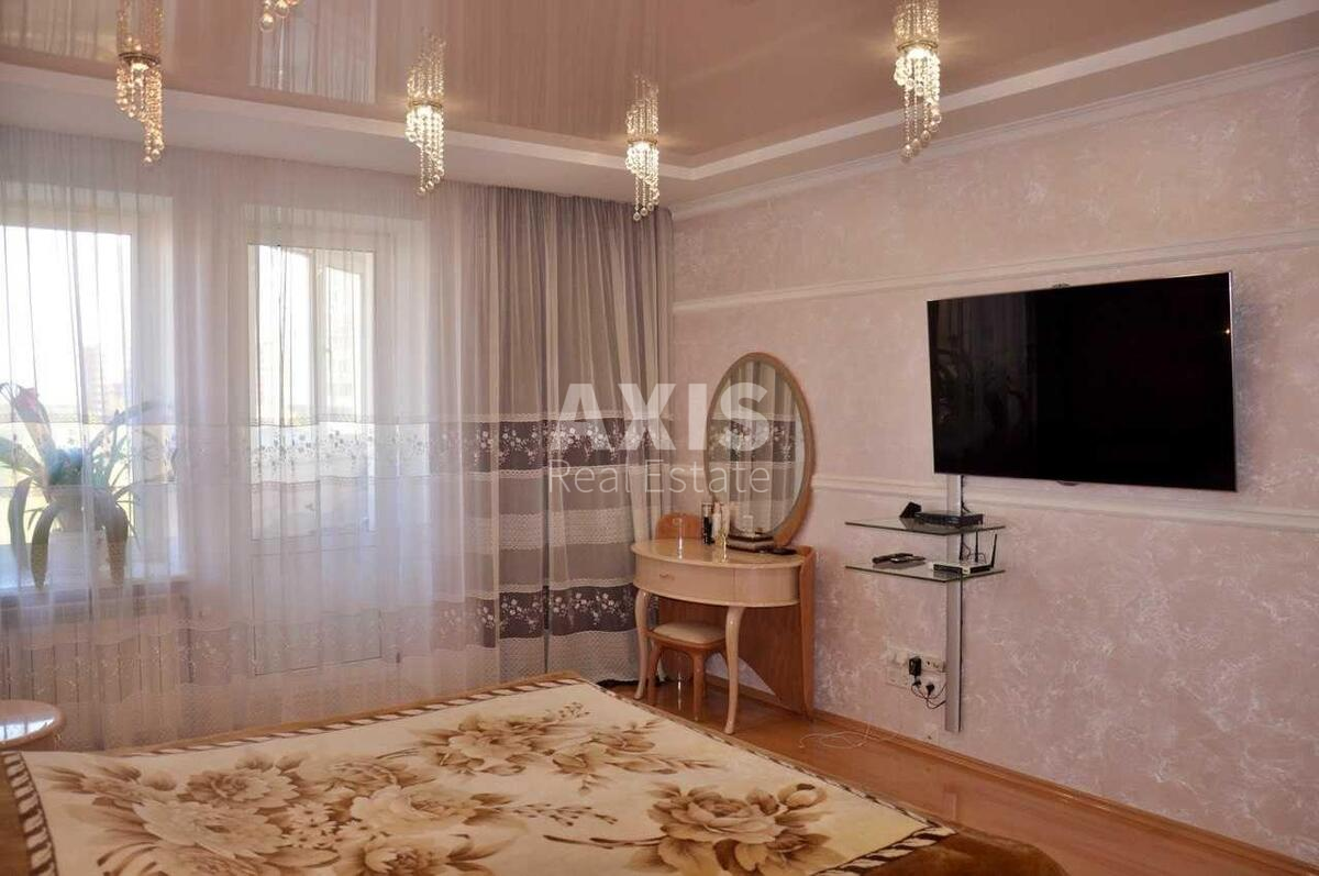 4к квартира ул. Юлии Здановской 52/3590868