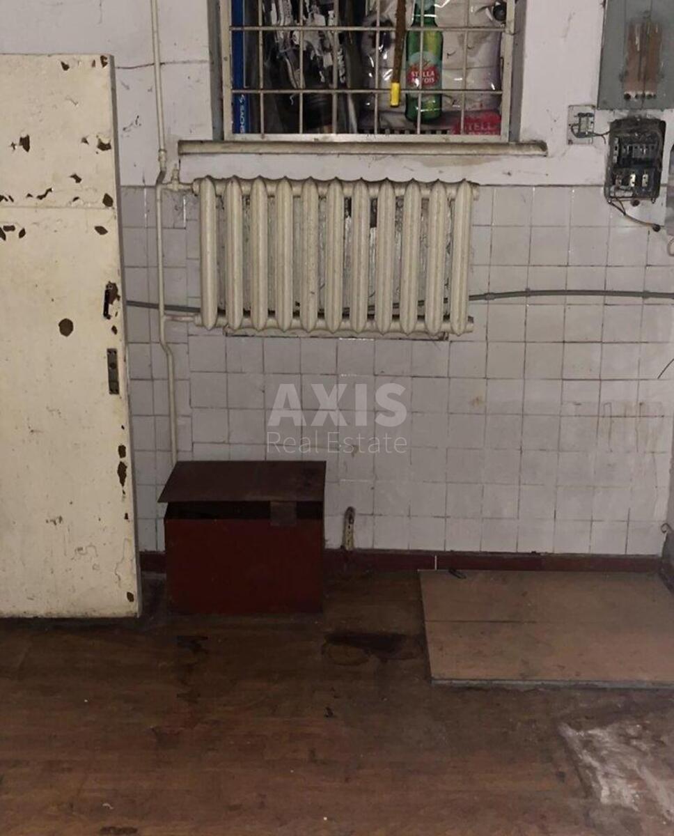 Service object vul. Podvojs'kogo 2, 90m23