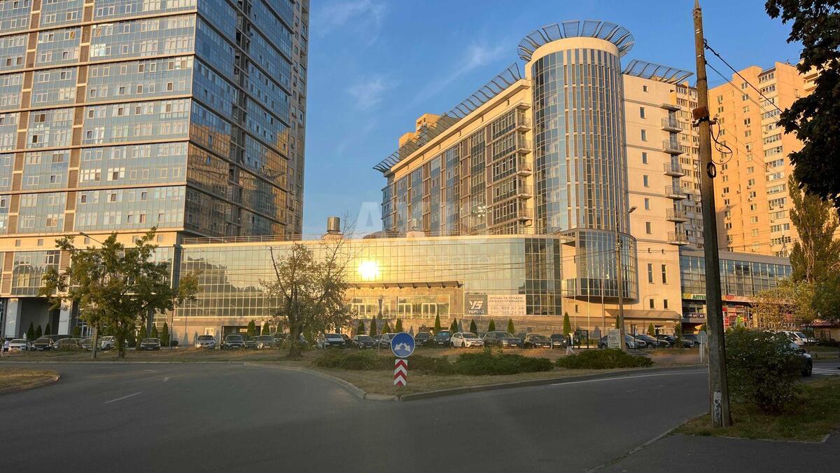 Объект сервиса бул. Дарницкий 8, 6200м2605427
