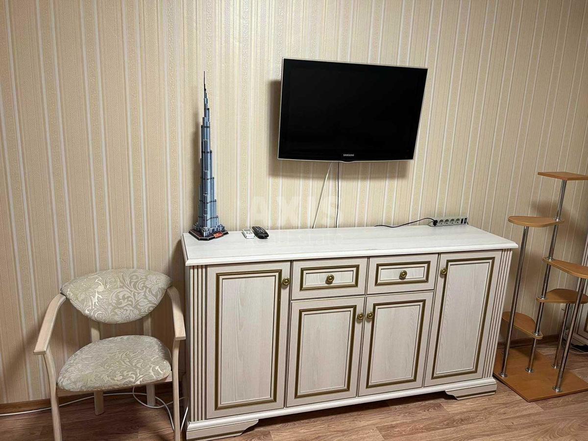 1k apartment vul. Myhajla Maksymovycha 9В7