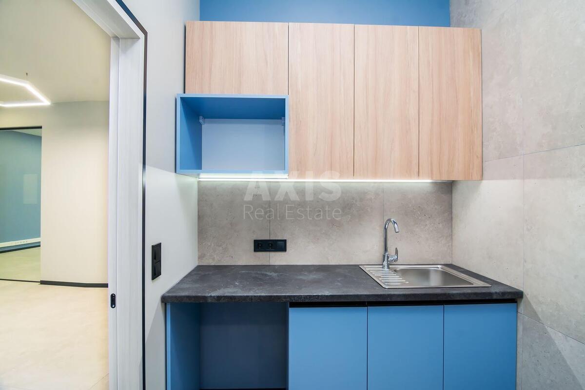 Office vul. Barbjusa Anri 28А, 280m20